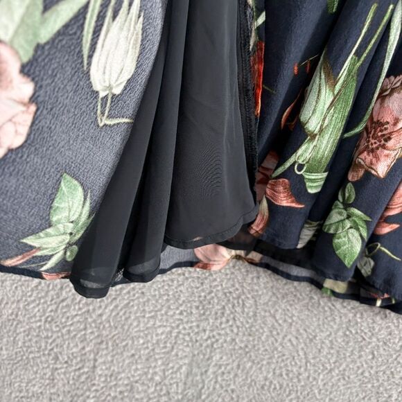 ASTR the Label Off the Shoulder Floral Mini Dress size medium vacation tropical - Picture 11 of 14